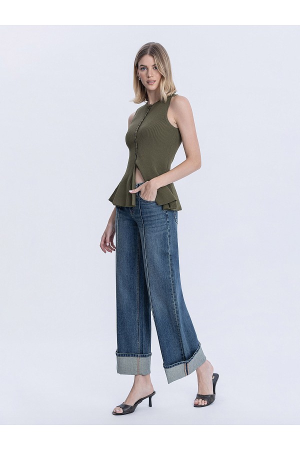 MID RISE PIN TUCK CUFFED BAGGY WIDE...